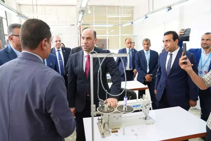 وزير العمل من داخل مركز تدريب مهني قفط بقنا: ”نحن أمام قلعة تدريبية حقيقية.. ونصيحتي للشباب ”اتدرب.. نمّي مهاراتك.. واشتغل”