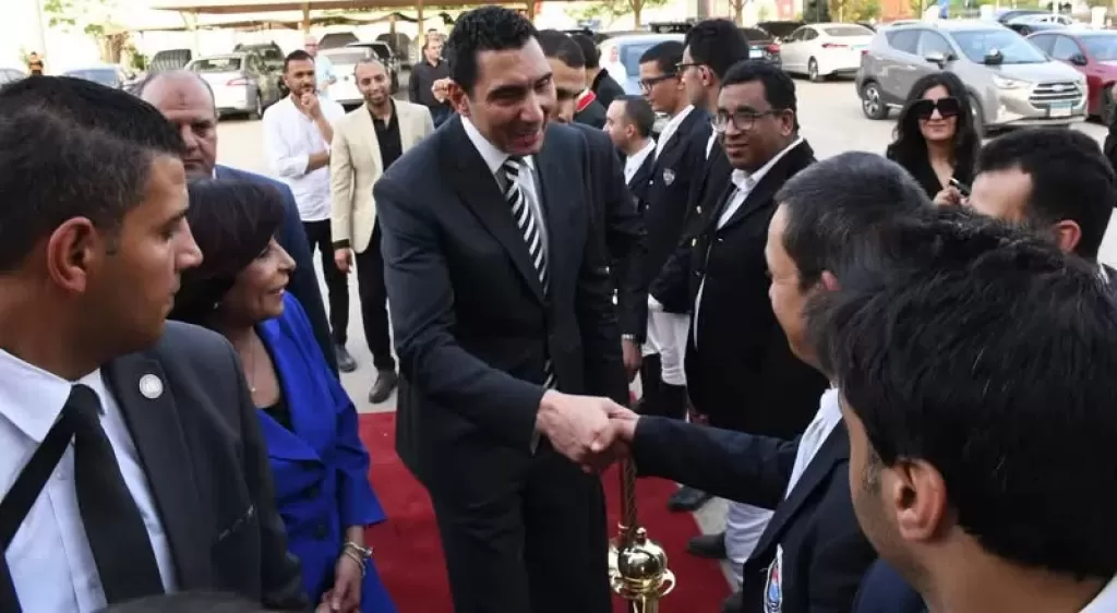 خط أحمر