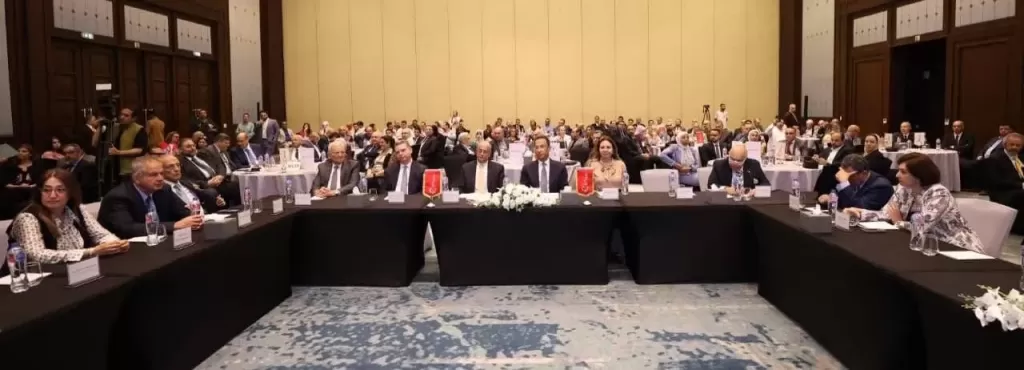 خط أحمر