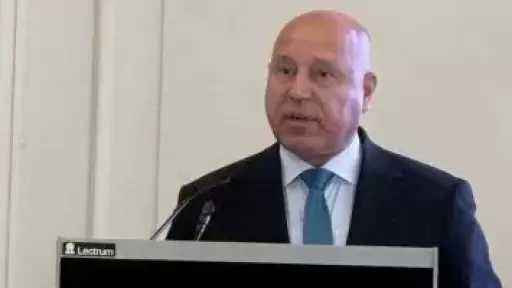 كامل الوزير: اتفاقية تاريخية للنقل البحري مع إريتريا