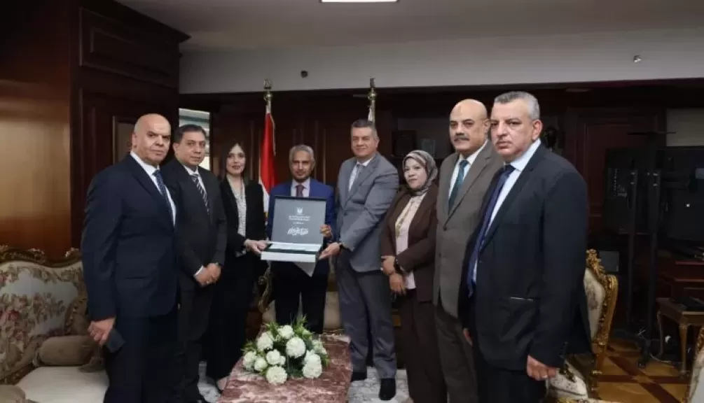 خط أحمر