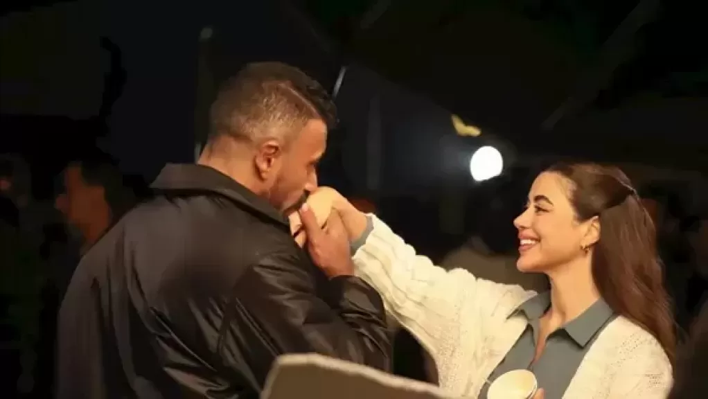 خط أحمر