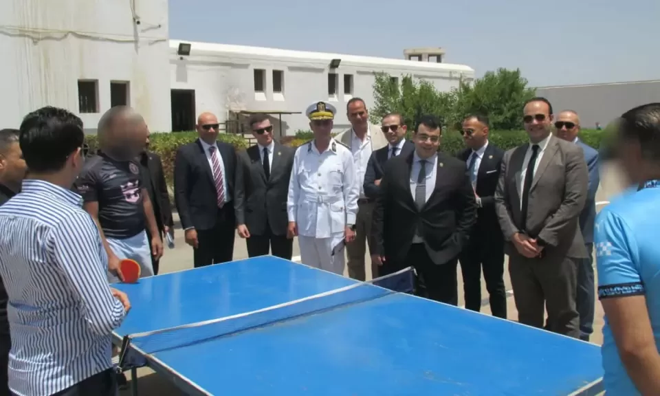 خط أحمر