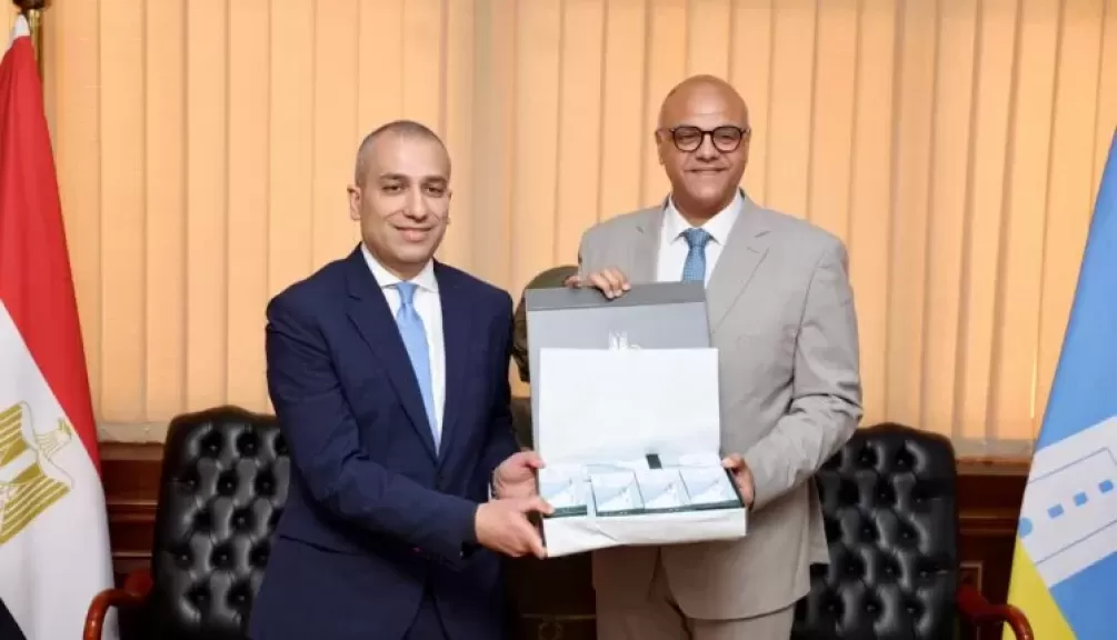 خط أحمر