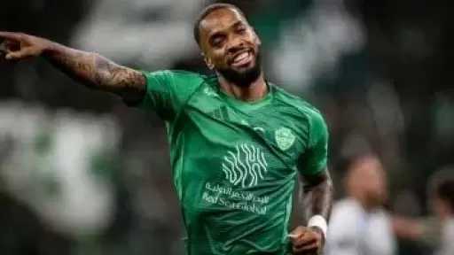 إيفان توني يقترب من إنجاز تاريخي مع الأهلي قبل ختام الدوري السعودي
