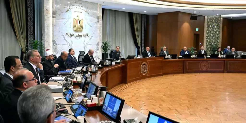 بدء اجتماع مجلس الوزراء بمقر الحكومة بالعاصمة الجديدة