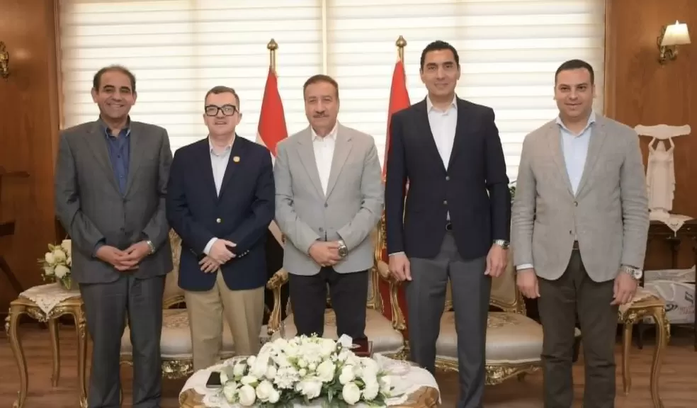 خط أحمر