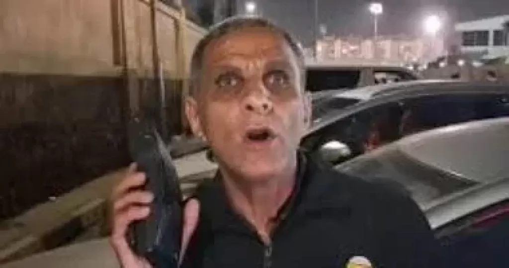 خط أحمر