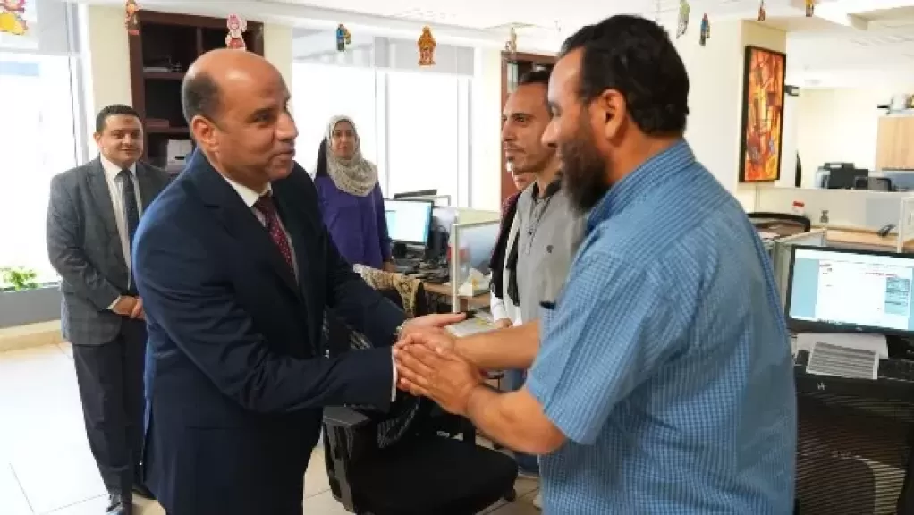 خط أحمر