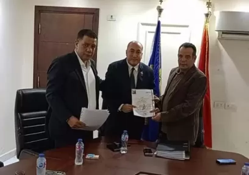 خط أحمر