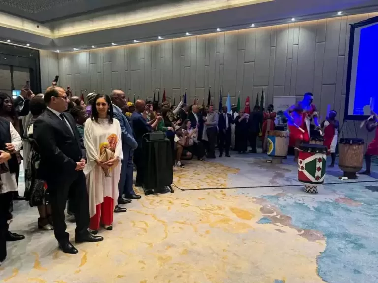 خط أحمر