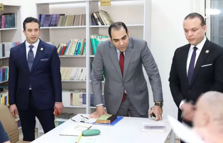 خط أحمر
