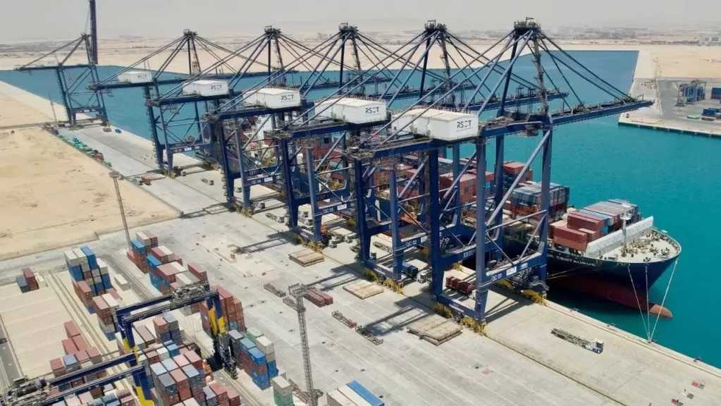 الموانىء المصرية حققت حجم تداول لحاويات الترانزيت بلغ 6.7 مليون حاوية مكافئة خلال عام 2025