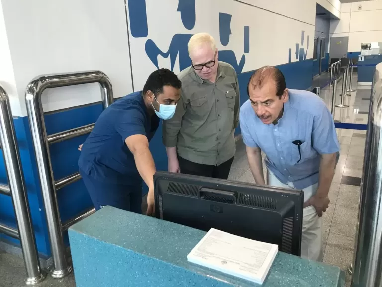 خط أحمر