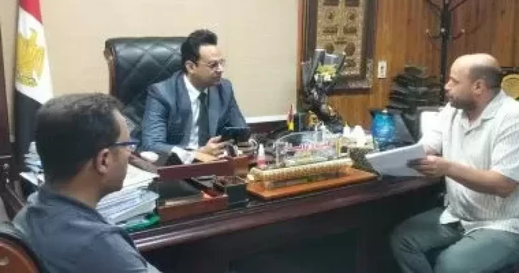 خط أحمر