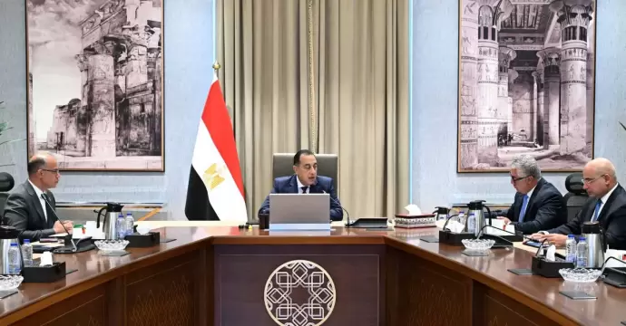 رئيس الوزراء يبحث مقترح إنشاء مركز توزيع لوجيستي عالمي باقتصادية قناة السويس