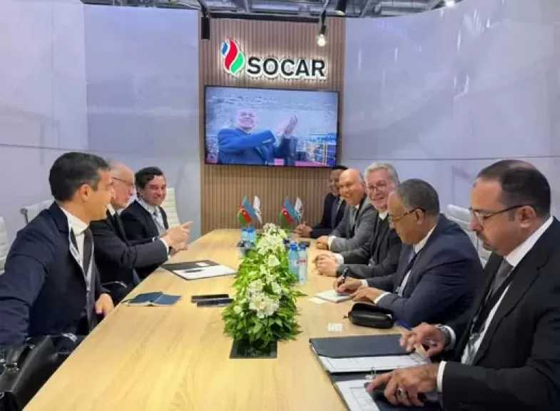 وزير البترول يبحث مع ”سوكار” الأذربيجانية تفعيل شراكة إستراتيجية بقطاع البترول والغاز