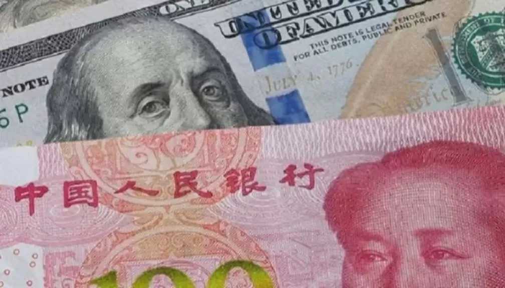 اليوان الصيني يقفز إلى أعلى مستوى في 3 سنوات مقابل الدولار الأمريكي