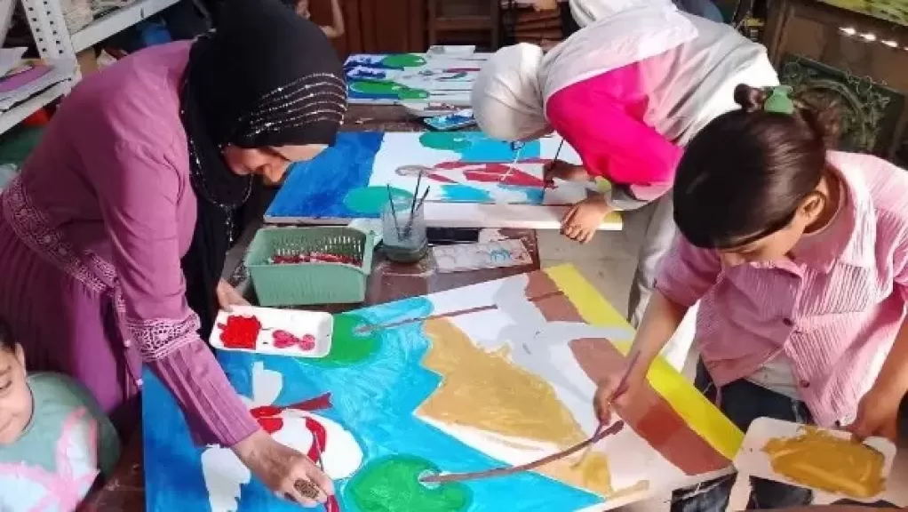 خط أحمر