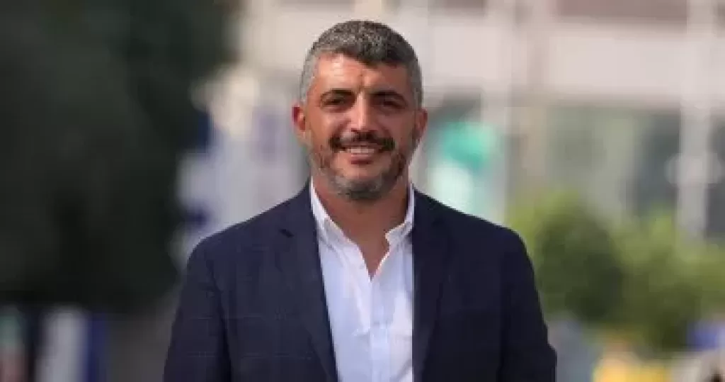 خط أحمر