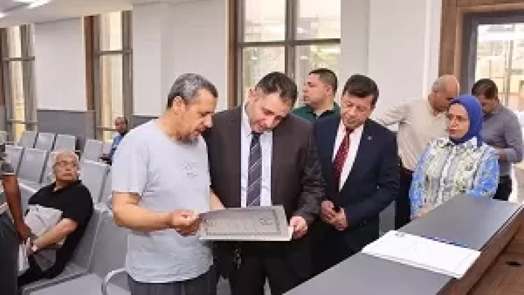 خط أحمر