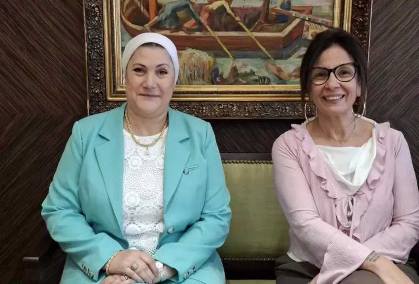 وزيرة الثقافة ورئيسة المجلس القومي للطفولة والأمومة تبحثان سبل التعاون المشترك لتنفيذ مبادرات تستهدف تنمية الوعي الثقافي والمعرفي لدى الأطفال