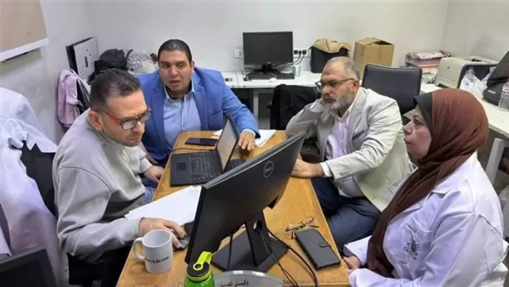 خط أحمر