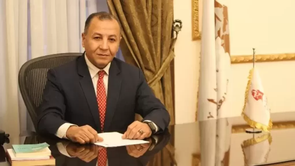 خط أحمر