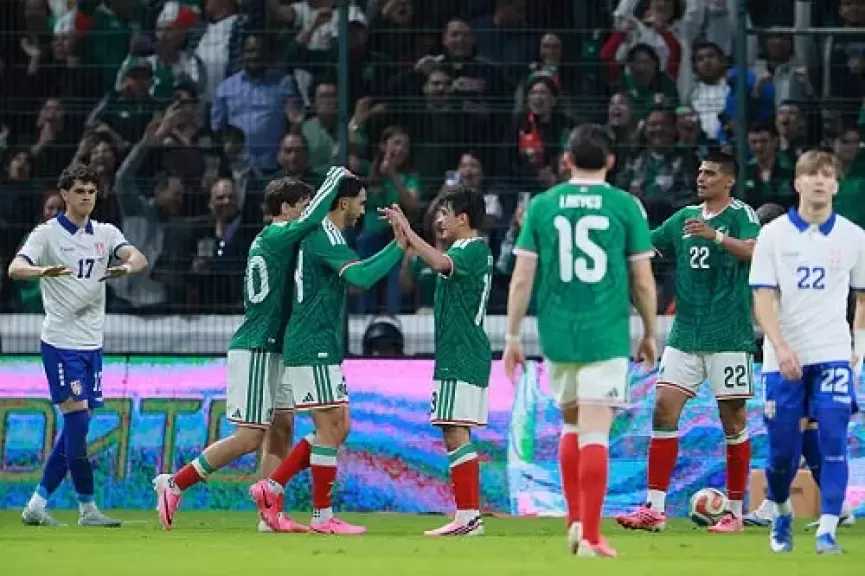 المكسيك تختتم استعداداتها لكأس العالم بفوز ساحق 5-1 على صربيا