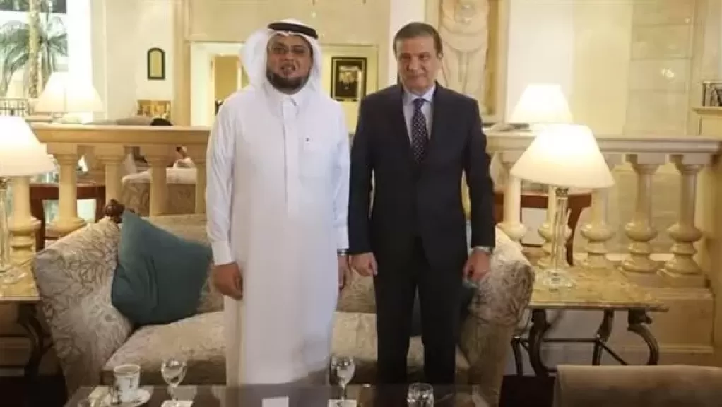 خط أحمر