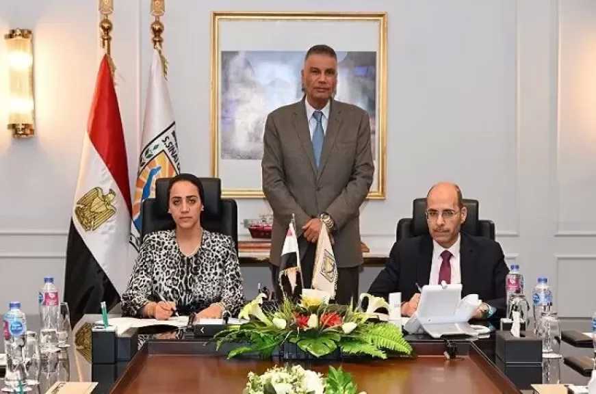 البنك الأهلي المصري يوقع بروتوكول تعاون مع محافظة جنوب سيناء للترويج للفرص الاستثمارية