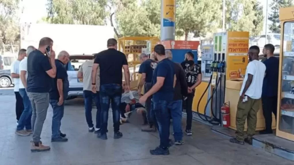 خط أحمر