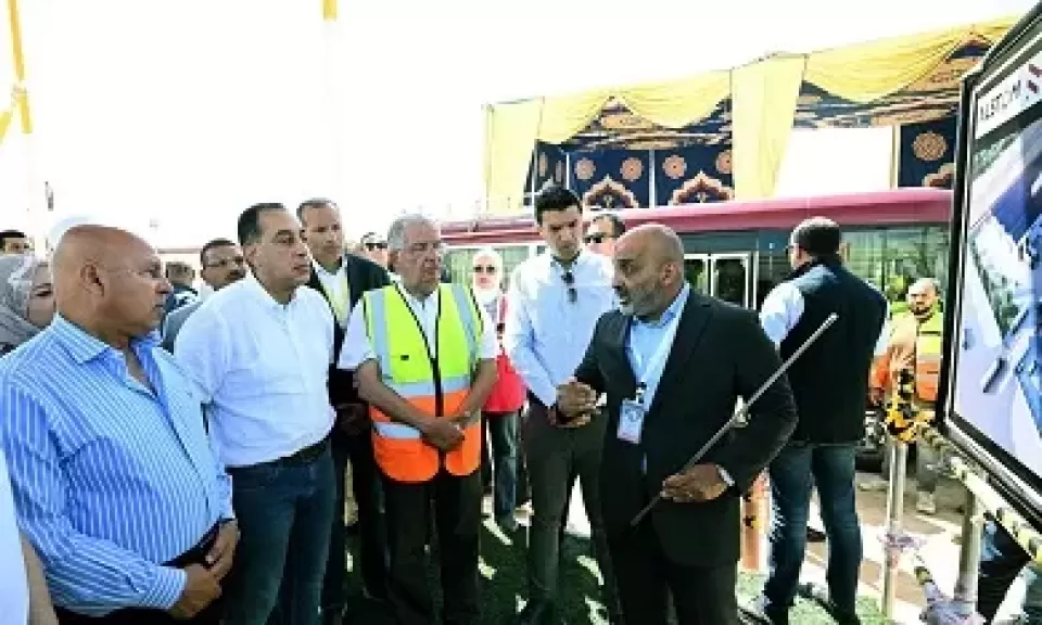 خط أحمر