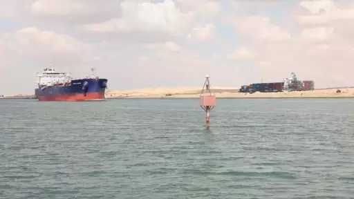 قناة السويس تعدل رسوم الإرشاد بميناء بورسعيد