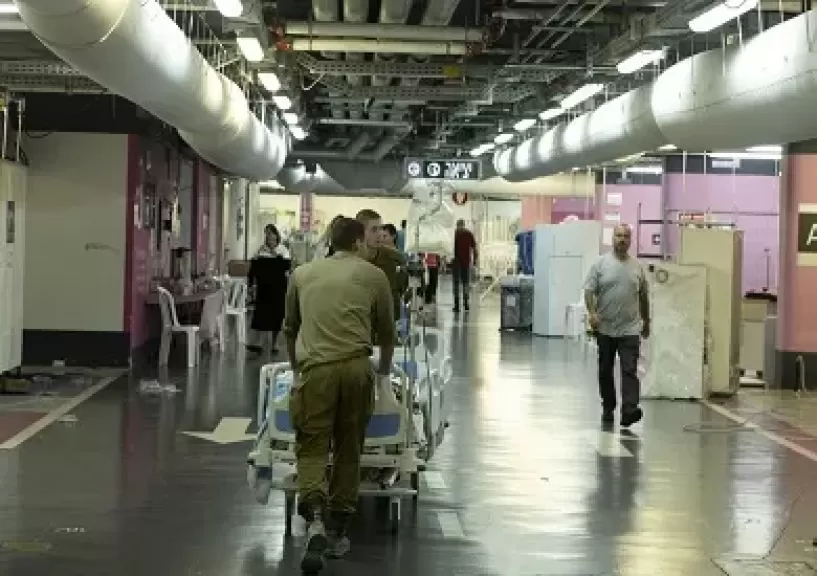 خط أحمر