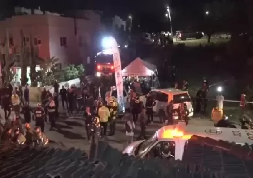 خط أحمر