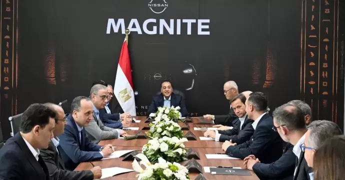 رئيس الوزراء لمسئولي نيسان العالمية: أتطلع لرؤية أول سيارة كهربائية من الشركة في مصر