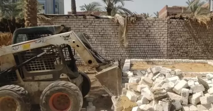 محافظ الجيزة يتابع حملات إزالة مخالفات البناء والتعديات على الأراضي الزراعية
