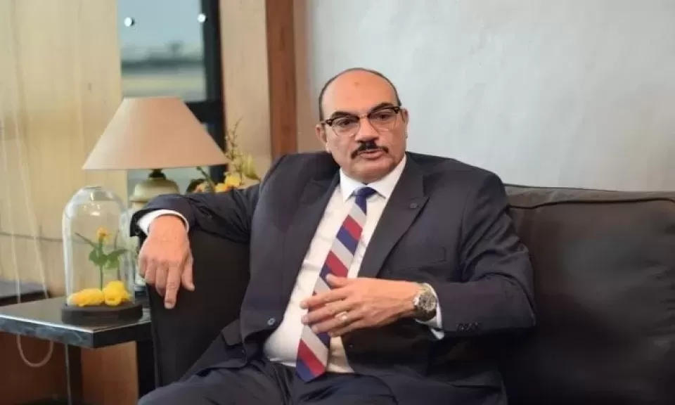 خط أحمر