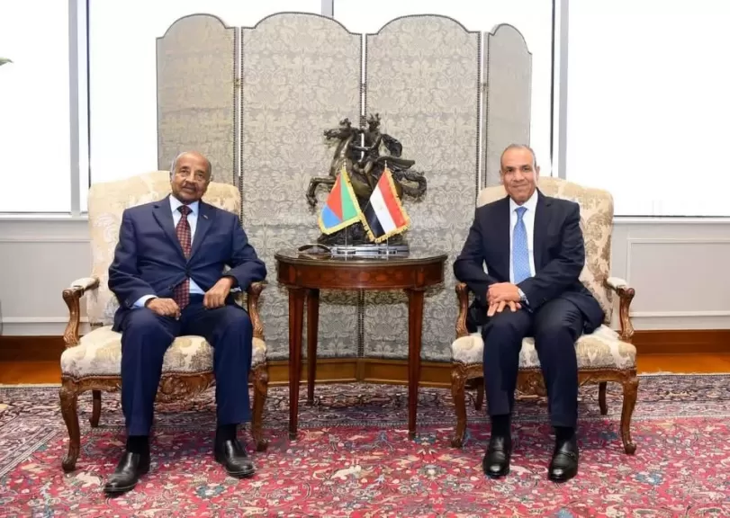 خط أحمر