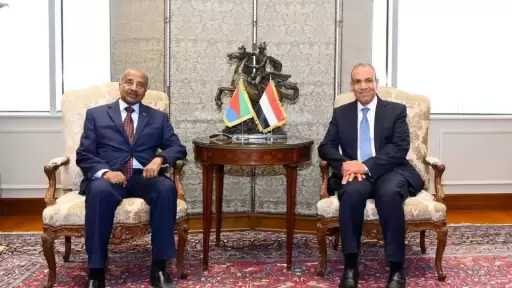 وزير الخارجية يستقبل نظيره الإريتري ويبحثان تعزيز الشراكة الاستراتيجية والتنسيق إزاء القضايا الإقليمية