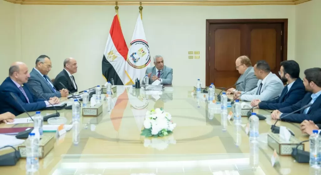 خط أحمر