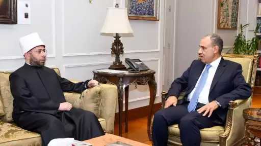 وزير الخارجية يستقبل وزير الأوقاف