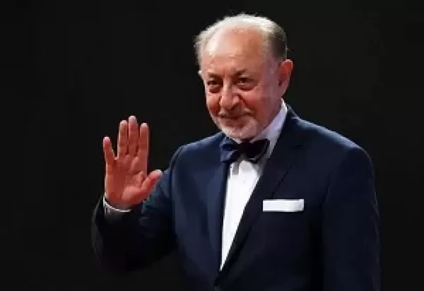 خط أحمر