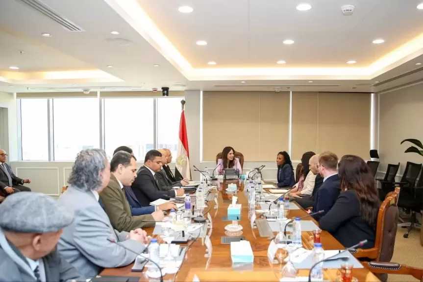 المهندسة راندة المنشاوي: الشراكات مع مؤسسات التمويل الدولية تدعم خطط التطوير المؤسسي ونقل الخبرات العالمية