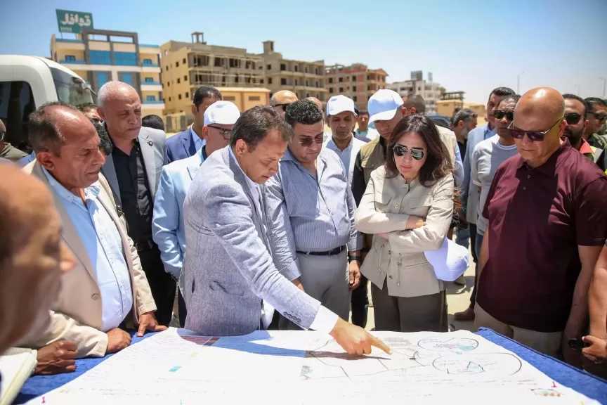 وزيرة الإسكان تتفقد مشروع “بيت الوطن” بالقاهرة الجديدة