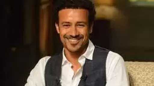 أحمد داوود يسيطر على شباك التذاكر بفيلمين.. و«7 dogs» يقترب من 170 مليون جنيه