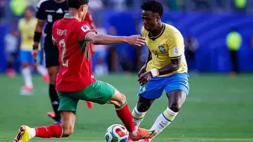 فينيسيوس أفضل لاعب في مباراة المغرب والبرازيل بكأس العالم