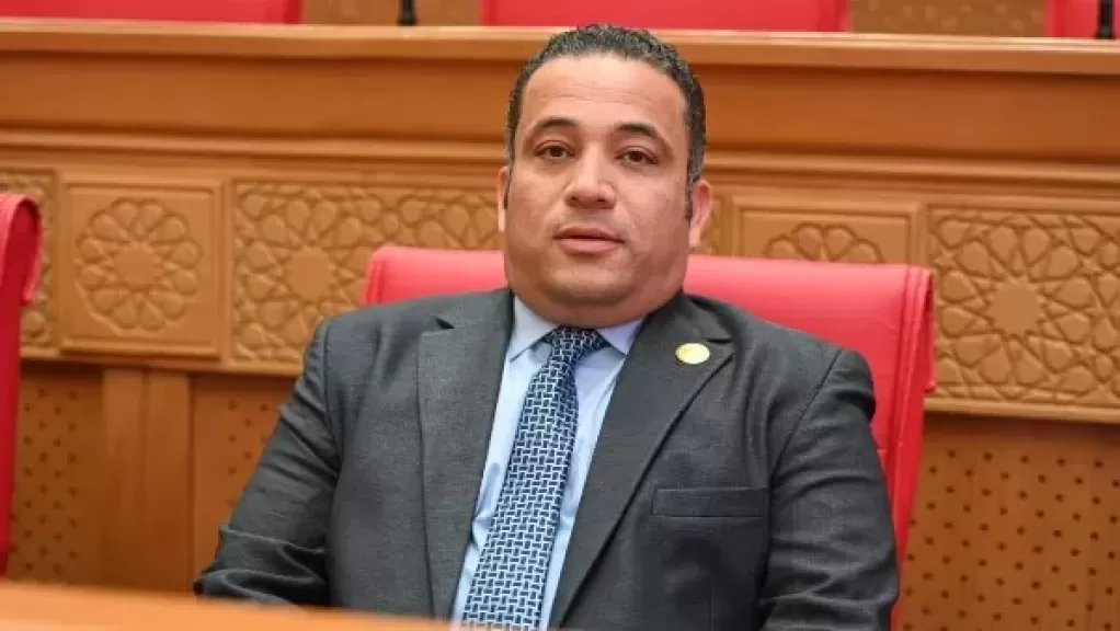 خط أحمر