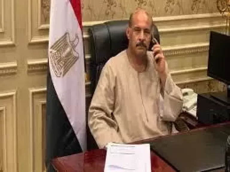 خط أحمر